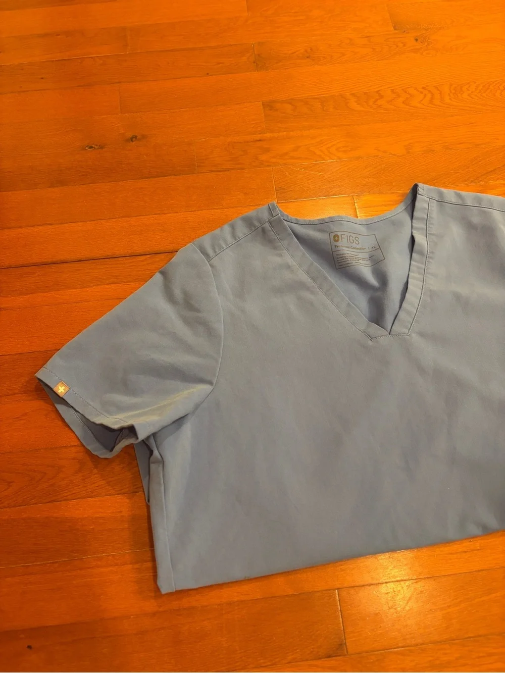 Figs Ceil Blue jogger Scrub Set - size XL